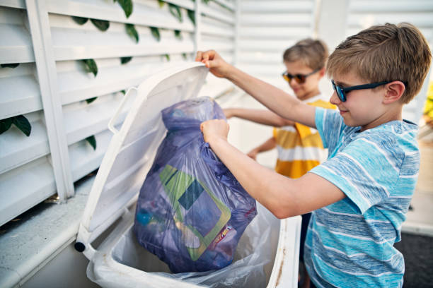 Best Junk Hauling Services  in Hillsborough, CA